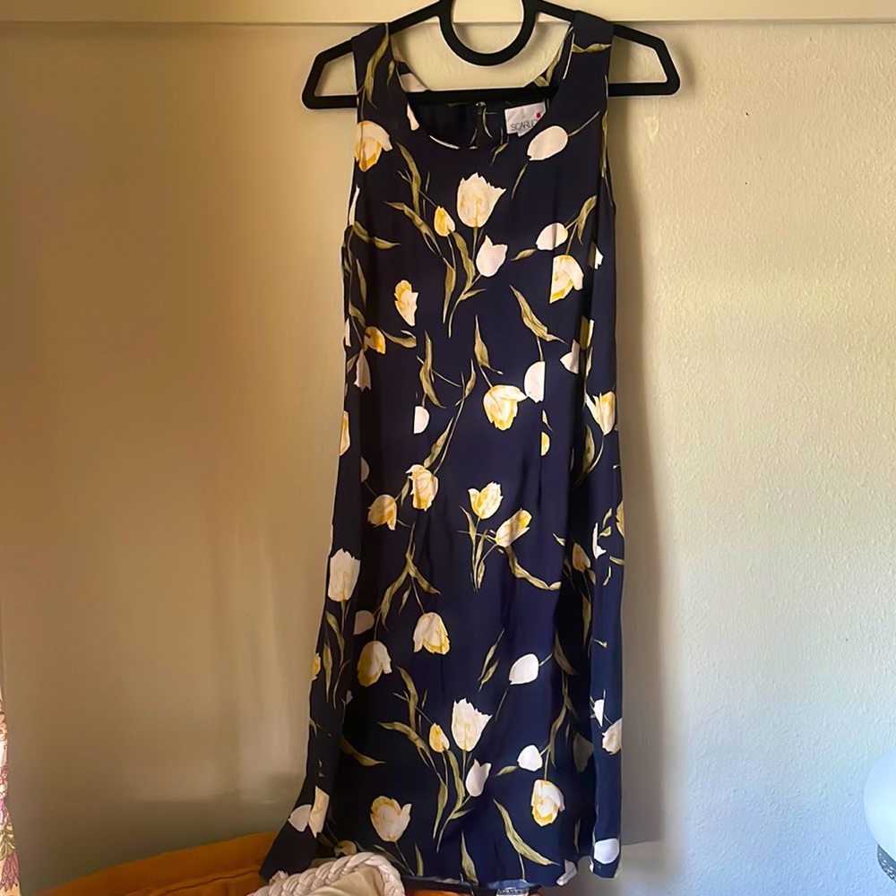 Vintage Scarlett rayon navy & yellow floral sleeveless midi dress with zip back